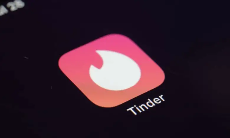 How to change name on tinder